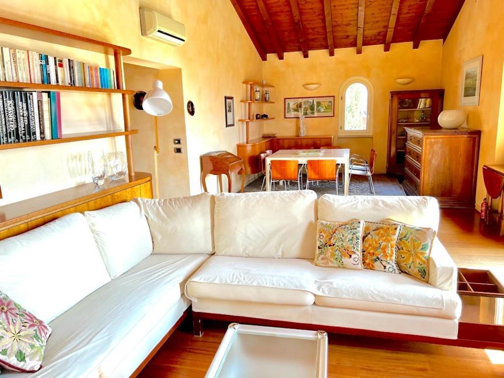 Residence Corte Ferrari -Ciao Vacanze- Moniga del Garda Εξωτερικό φωτογραφία