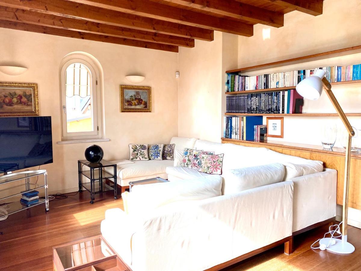 Residence Corte Ferrari -Ciao Vacanze- Moniga del Garda Εξωτερικό φωτογραφία