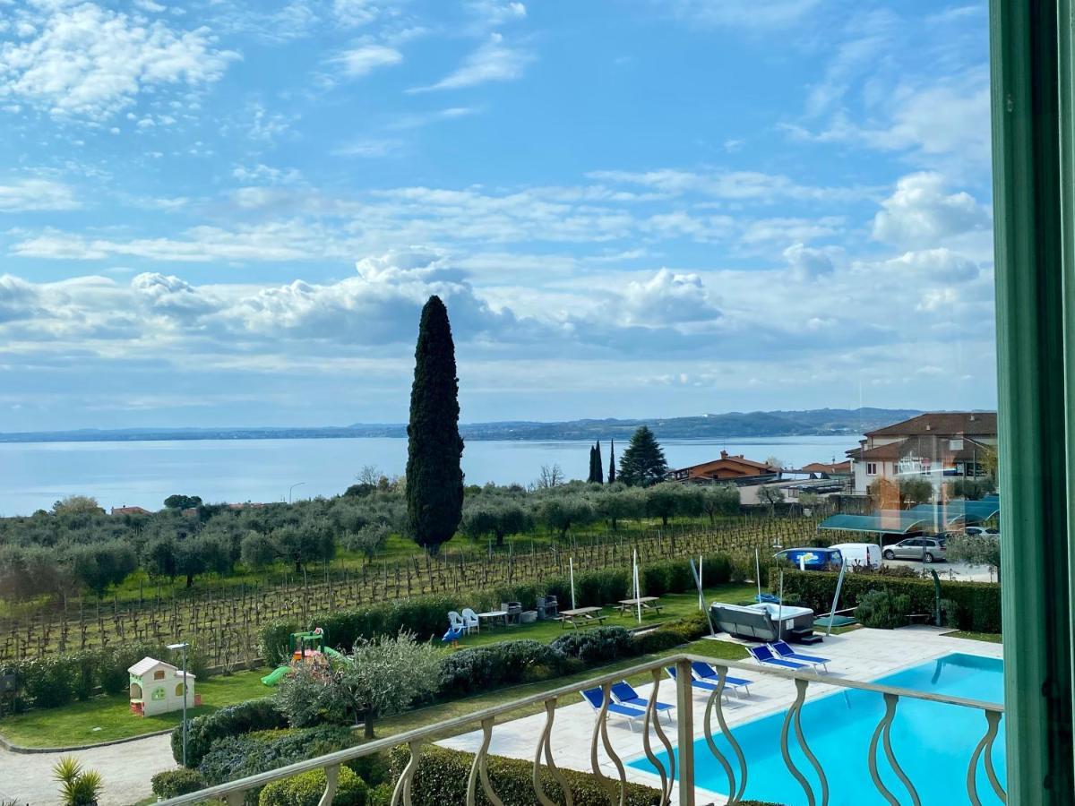 Residence Corte Ferrari -Ciao Vacanze- Moniga del Garda Εξωτερικό φωτογραφία