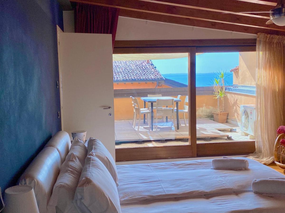 Residence Corte Ferrari -Ciao Vacanze- Moniga del Garda Εξωτερικό φωτογραφία