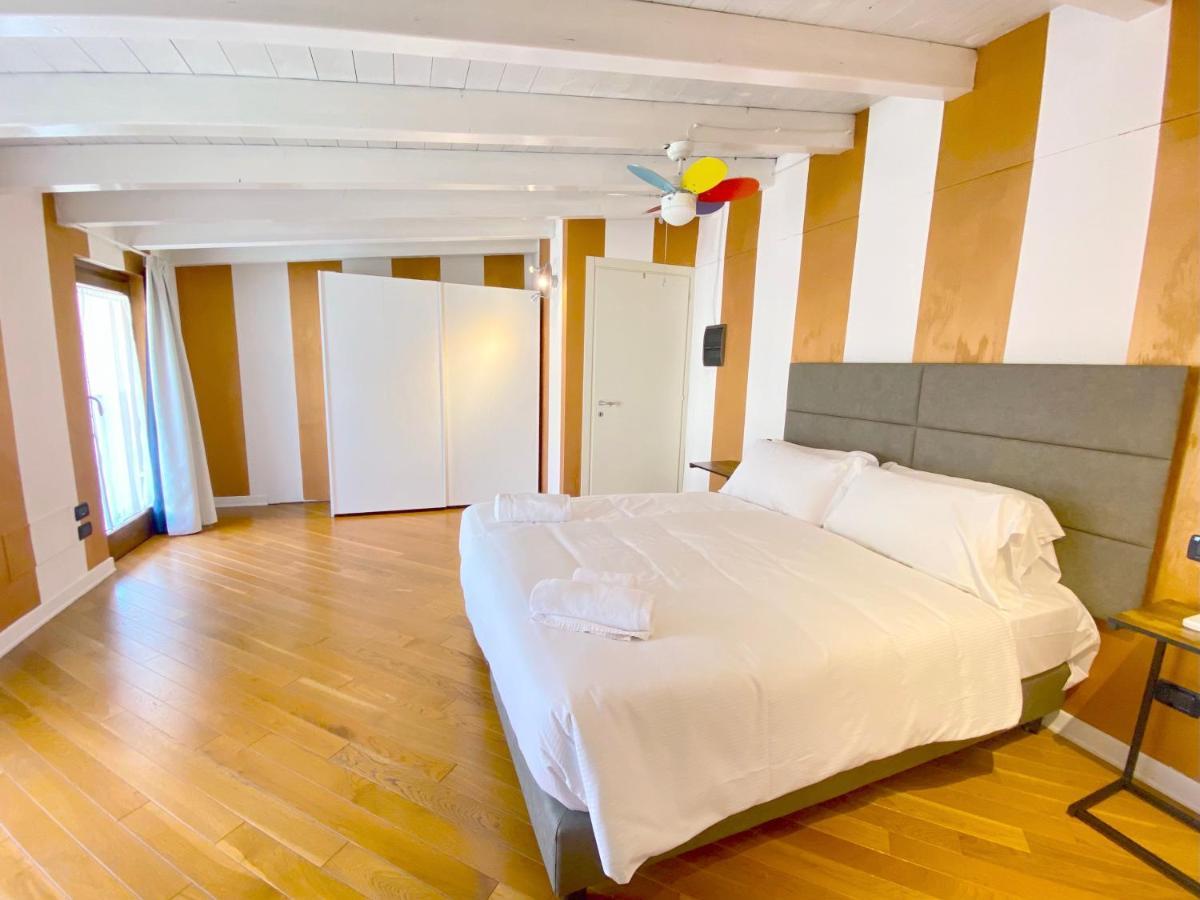 Residence Corte Ferrari -Ciao Vacanze- Moniga del Garda Εξωτερικό φωτογραφία