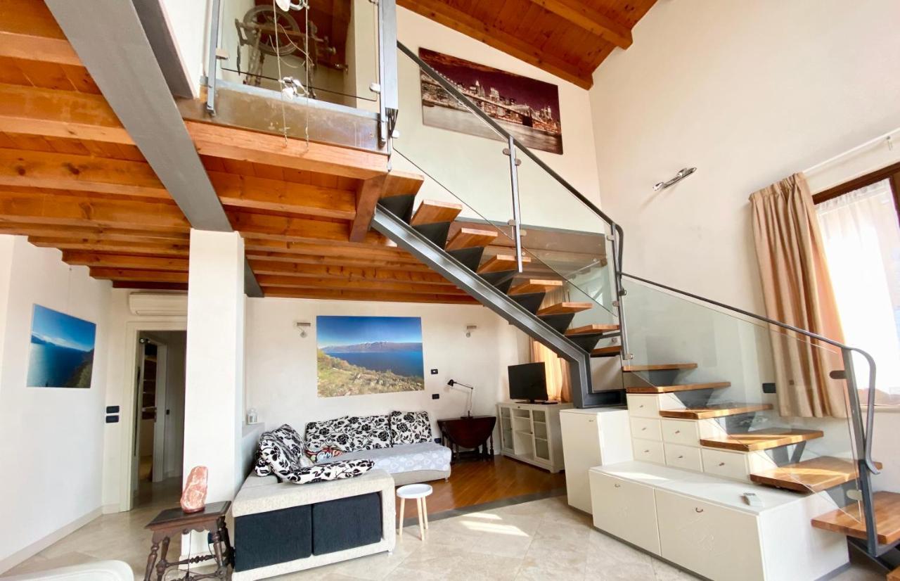 Residence Corte Ferrari -Ciao Vacanze- Moniga del Garda Εξωτερικό φωτογραφία