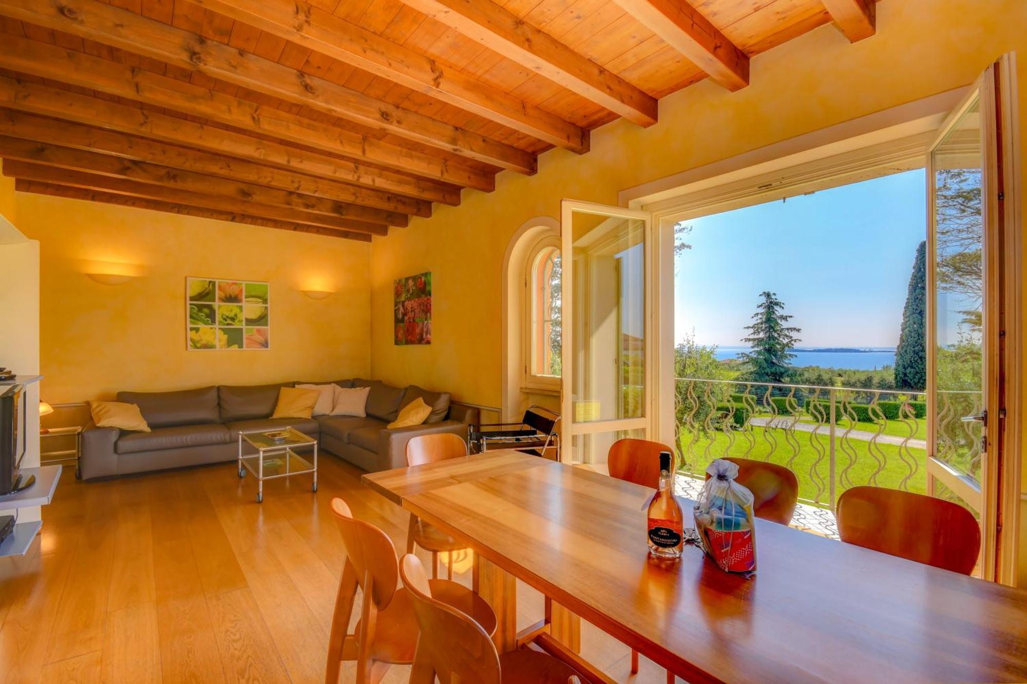 Residence Corte Ferrari -Ciao Vacanze- Moniga del Garda Δωμάτιο φωτογραφία
