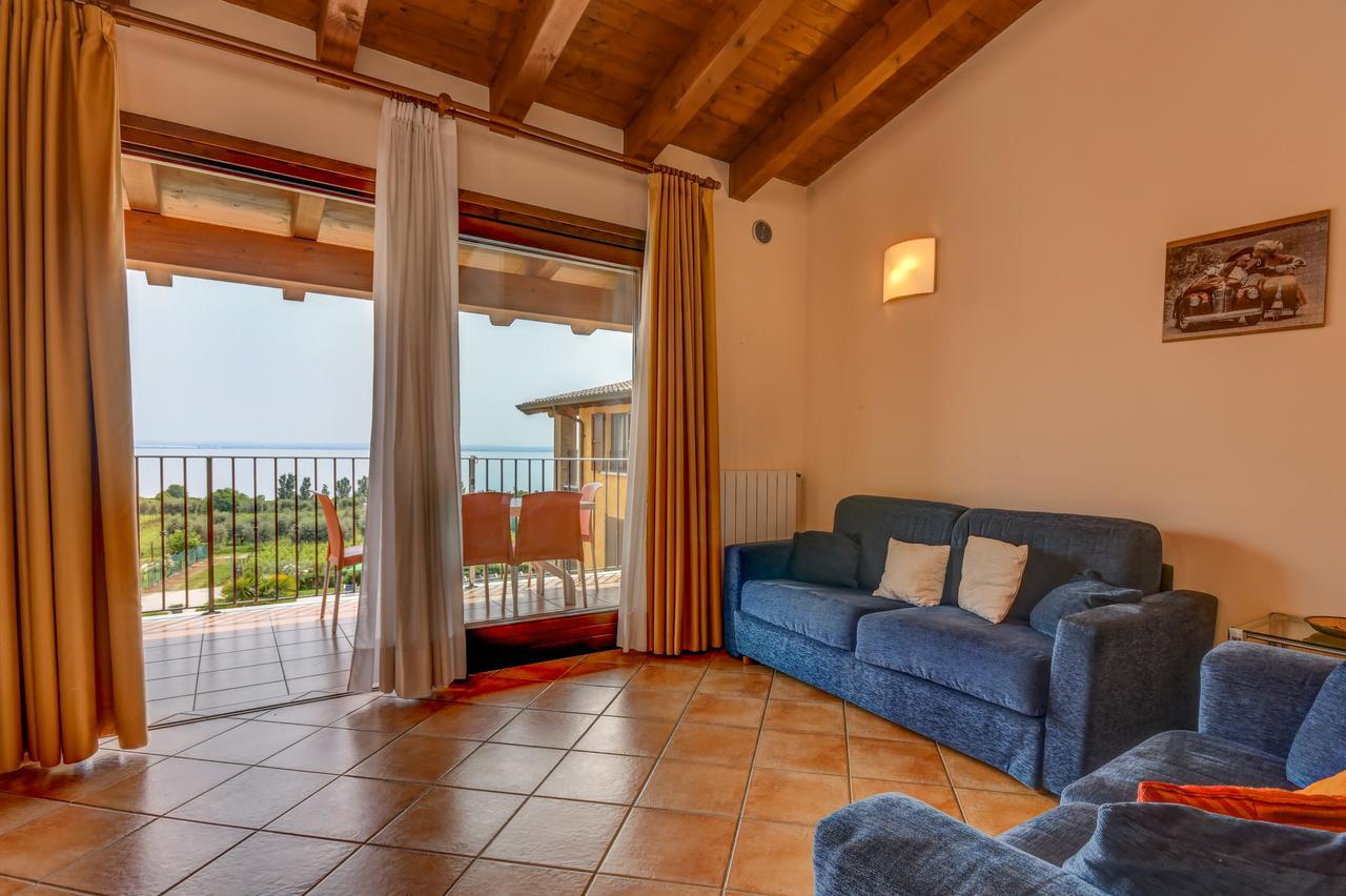 Residence Corte Ferrari -Ciao Vacanze- Moniga del Garda Εξωτερικό φωτογραφία