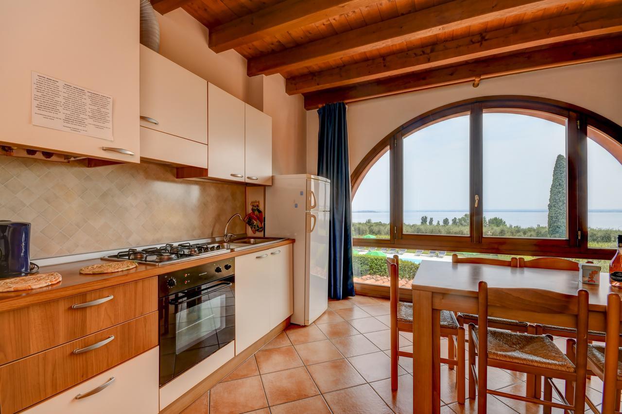 Residence Corte Ferrari -Ciao Vacanze- Moniga del Garda Εξωτερικό φωτογραφία