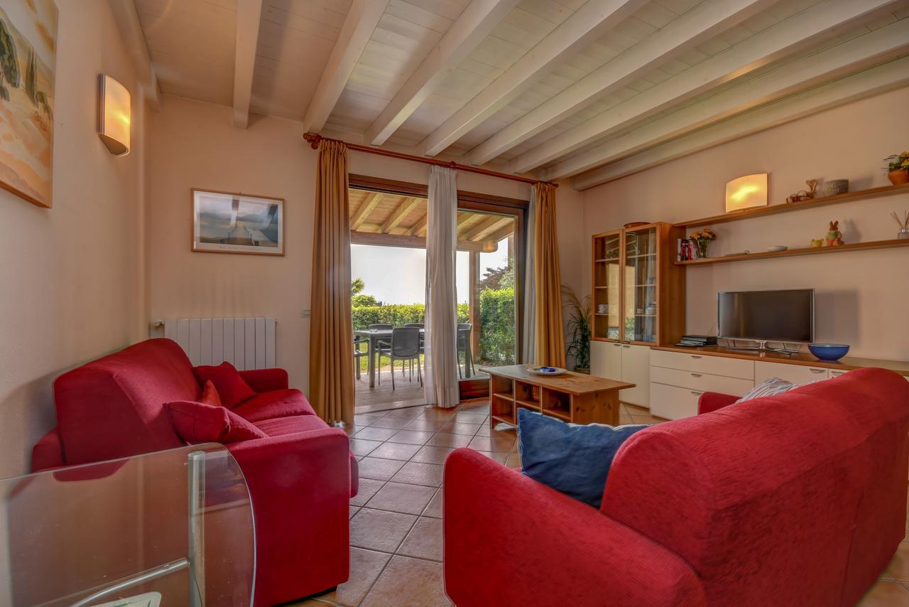 Residence Corte Ferrari -Ciao Vacanze- Moniga del Garda Εξωτερικό φωτογραφία
