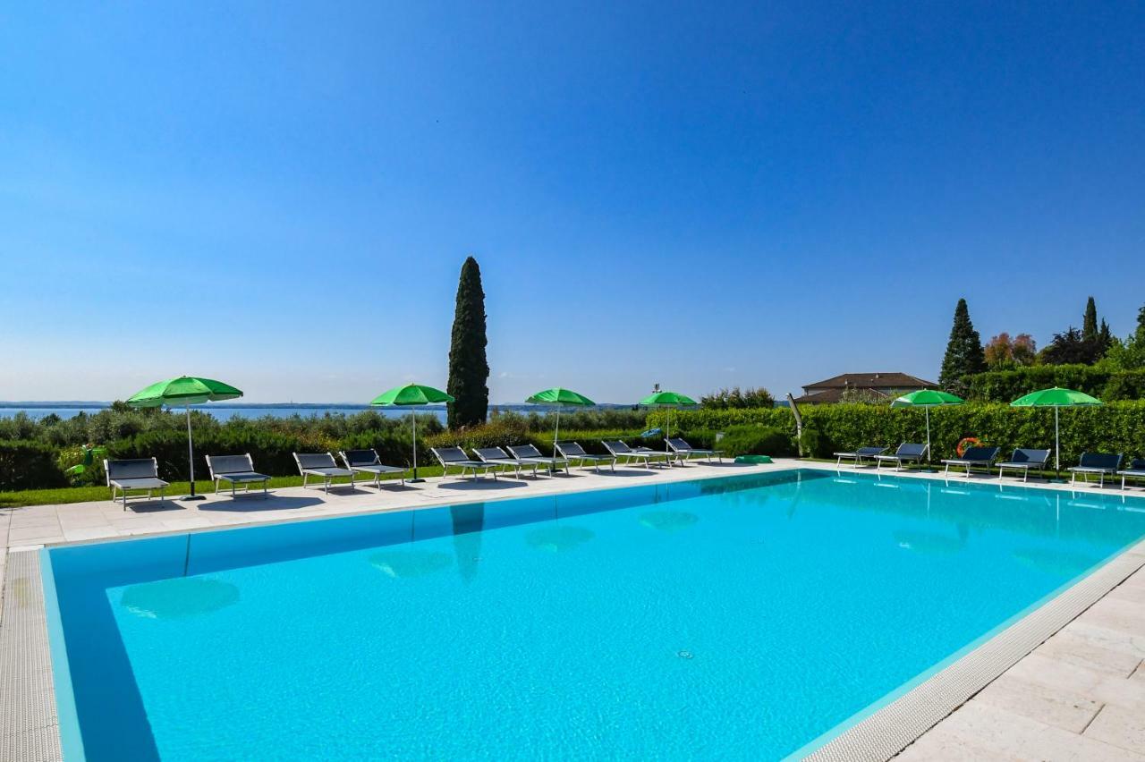 Residence Corte Ferrari -Ciao Vacanze- Moniga del Garda Εξωτερικό φωτογραφία